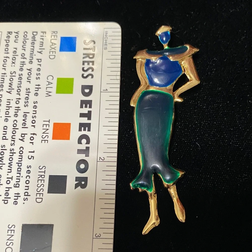 Elegant vintage Gold woman with blue and green accented Fashion Brooch pin